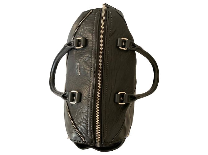 Sac style Boston en cuir noir Diesel - vue 6