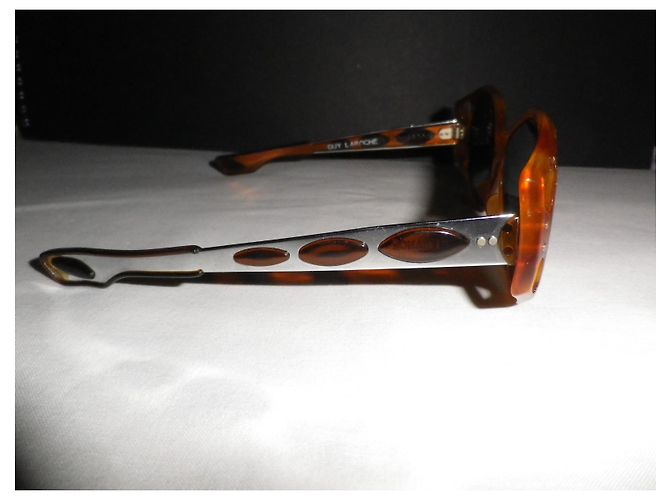 Guy Laroche Sonnenbrille Hellbraun Acetat - Ansicht 2
