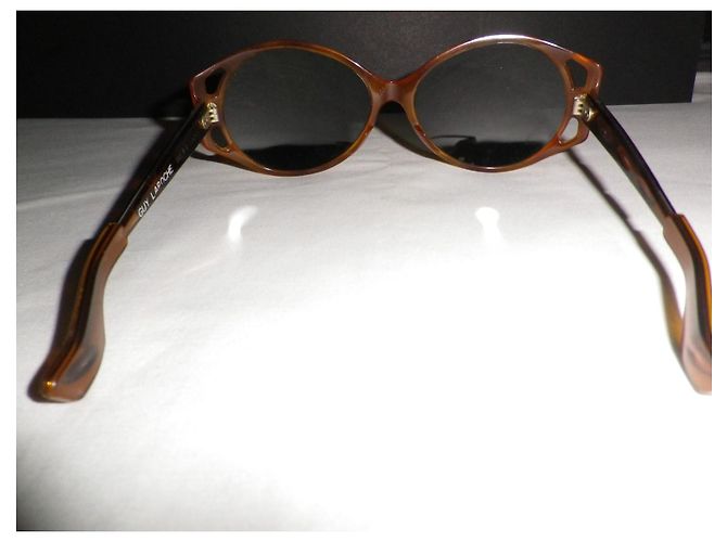 Guy Laroche Sonnenbrille Hellbraun Acetat - Ansicht 4