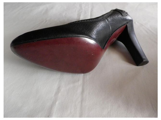 Kenzo Horsefly Pumps aus schwarzem Leder 10 cm - Ansicht 4