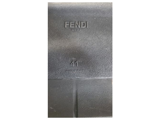 Fendi Paio di scarpe da ginnastica P 41 IT Nero - vista 10
