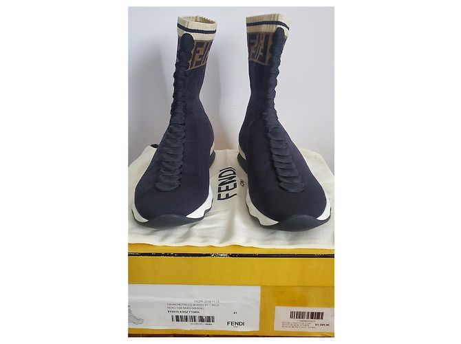 Fendi Paio di scarpe da ginnastica P 41 IT Nero - vista 3