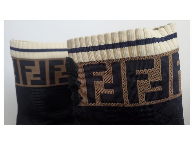 Fendi Paio di scarpe da ginnastica P 41 IT Nero - vista 7