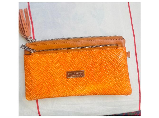 EMBREAGEM PIERRE CARDIN Camelo - vista 2