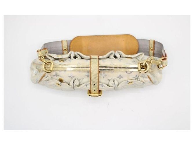 Pochette Louis Vuitton in tessuto damascato bianco - vista 3