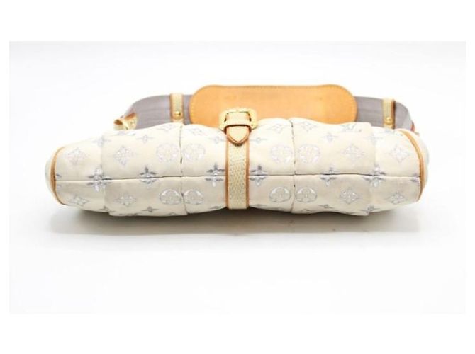 Pochette Louis Vuitton in tessuto damascato bianco - vista 5