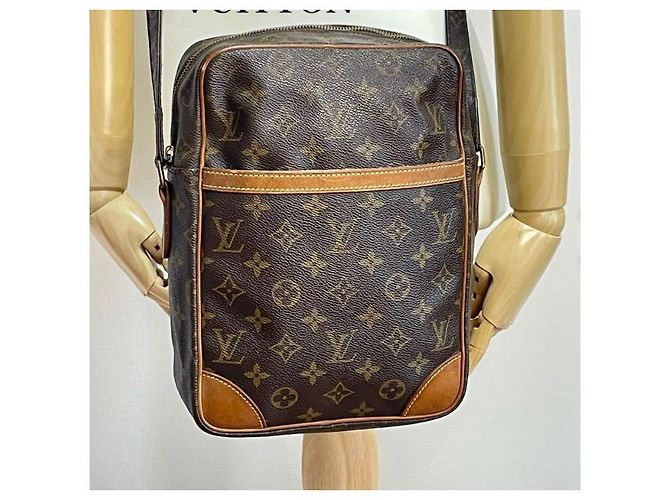 Louis Vuitton Danube Borsa in Pelle Monogram Marrone - vista 2
