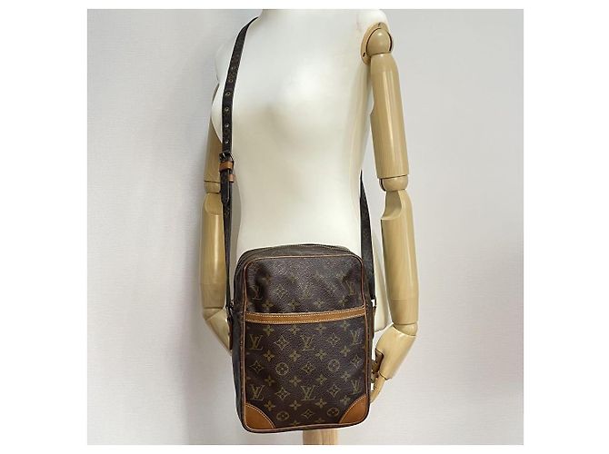 Louis Vuitton Danube Borsa in Pelle Monogram Marrone - vista 3