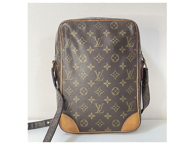 Louis Vuitton Danube Borsa in Pelle Monogram Marrone - vista 6