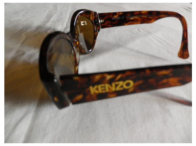Gafas de sol Kenzo de acetato marrón oscuro - vista 2