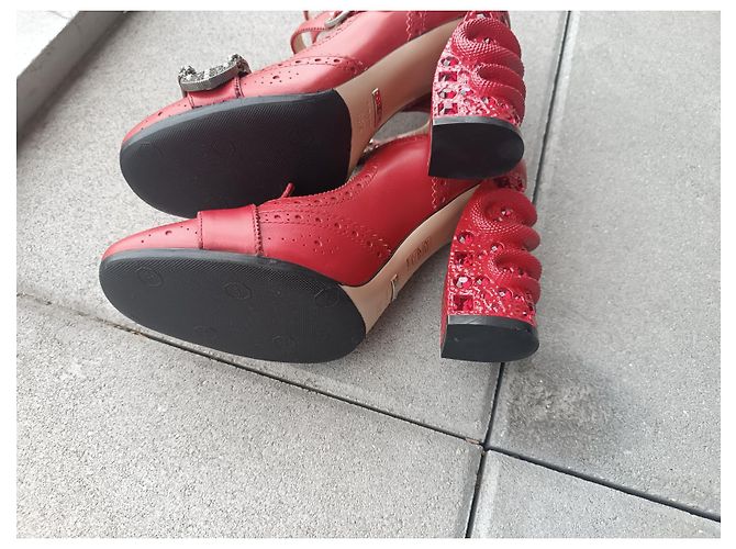 Stivaletti Gucci in pelle bordeaux Bordò - vista 16