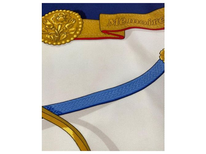 Hermès ***HERMES HERMES Ricordi Sciarpa di seta Bianco Blu navy - vista 4