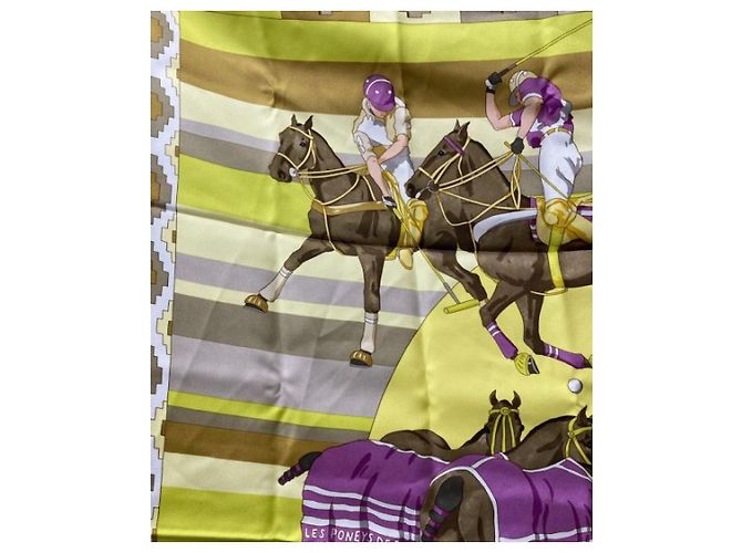 Hermès *** HERMES HERMES LES PONEYS DE POLO/Kare90/Sciarpa seta Giallo - vista 3