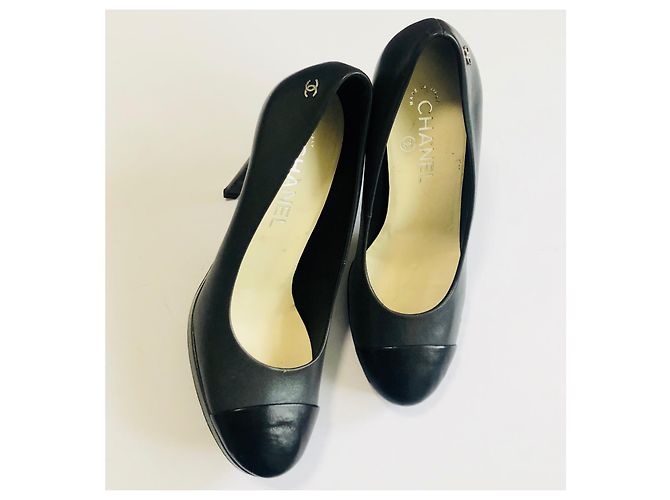 Tacchi con plateau Chanel grigio scuro e nero in pelle Grigio antracite - vista 20