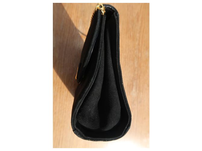 Autre Marque Borsa a tracolla in scamosciato nero con catena dorata - vista 5