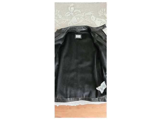 Armani Collezioni Blazer Jacke aus schwarzem Lammleder - Ansicht 4