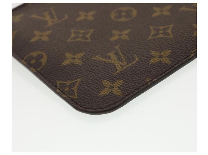 LOUIS VUITTON Monogram Neverfull MM Pouch Accessory Pouch LV Auth 39922 - view 10