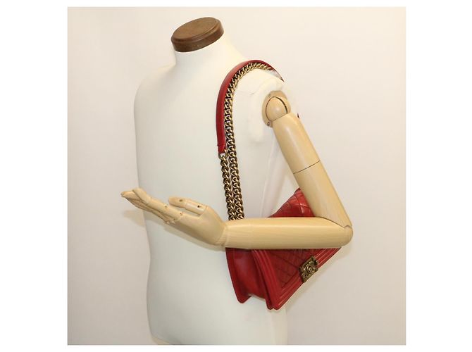 Le Boy CHANEL Boy Chanel Matelasse Bolsa de Ombro com Aba de Corrente Couro Vermelho CC Auth knn010 - vista 17