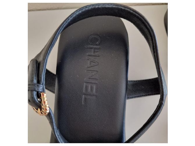 Sandali Chanel Egypt in pelle nera Nero - vista 3