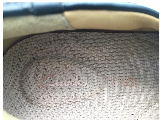 Dimensioni Clarks Un Loop 39,5 Nero - vista 3