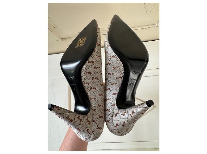 Saint Laurent Tacchi - vista 4