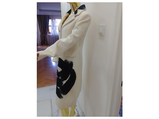 #moschino #floral #puralana #abrigo #parkas Negro Beige Crudo Crema Coñac - vista 6