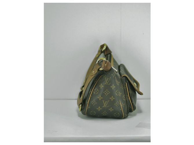 Tivoli Louis Vuitton #loıis vuitton #tikal #gm #monogram #leather #shoulderbag #handbag Cioccolato Marrone scuro Monogramma - vista 8