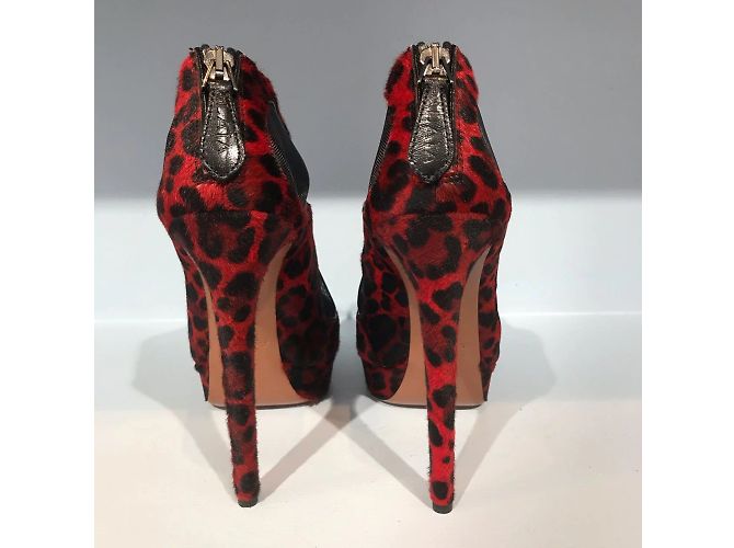 Alaïa Botines ALAIA T.EU 38.5 de piel de ternera estilo pony Roja - vista 4