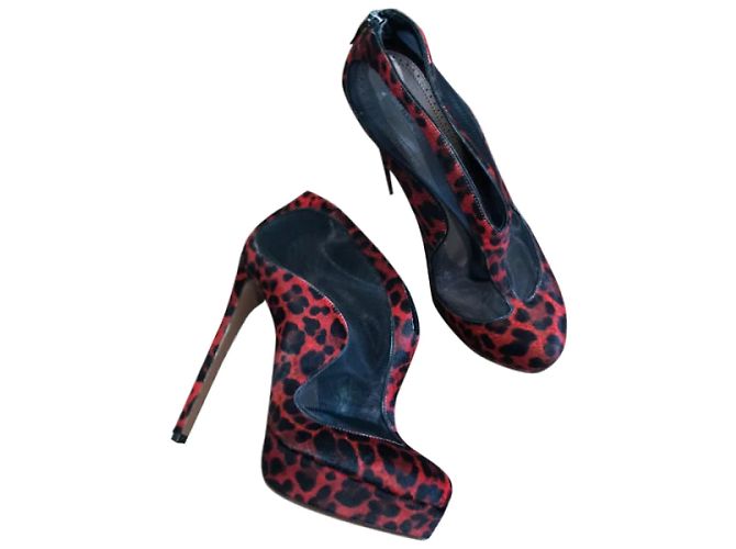 Alaïa Botines ALAIA T.EU 38.5 de piel de ternera estilo pony Roja - vista 8