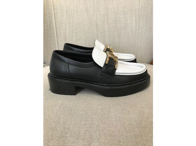 LOUIS VUITTON  Mules & clogs T.eu 37 leather White - view 2