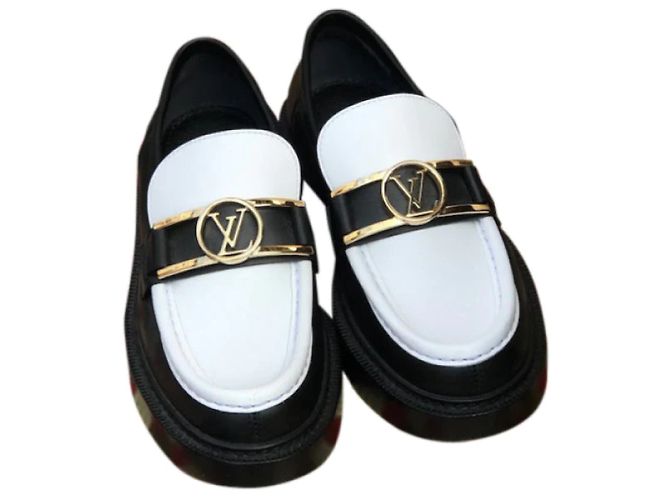 LOUIS VUITTON  Mules & clogs T.eu 37 leather White - view 9