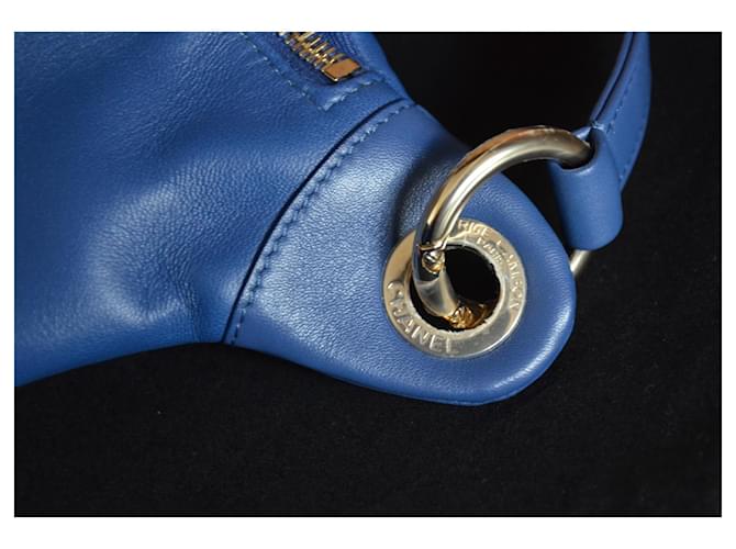 Marsupio Chanel x PHARRELL WILLIAMS Blu Gold hardware - vista 6