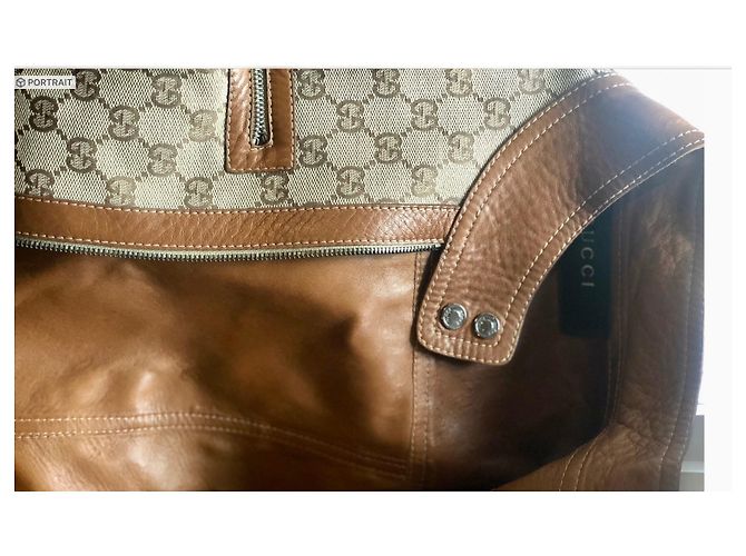 Gucci Logo Print Biker Jacke Braun Beige - Ansicht 4