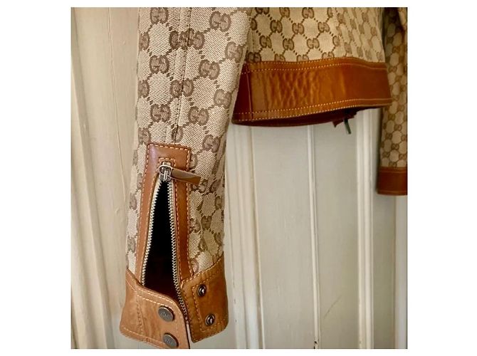 Gucci Logo Print Biker Jacke Braun Beige - Ansicht 5