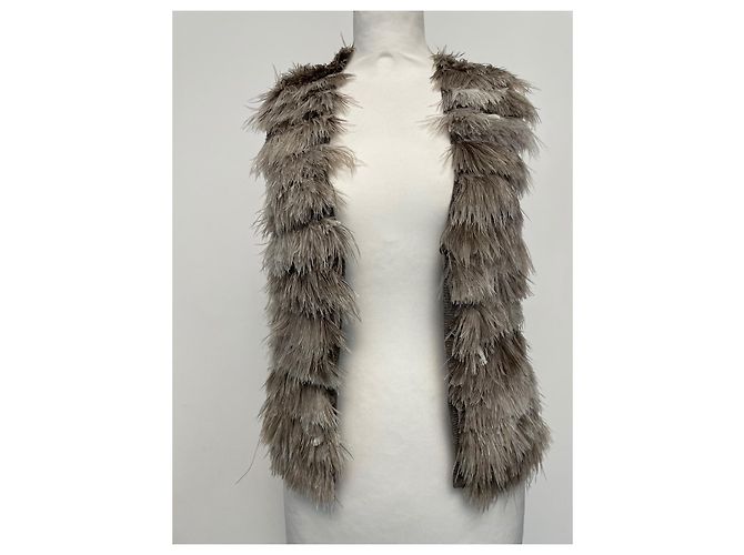 Autre Marque Statement Weste aus Kaschmir mit Straußenfedern Taupe XS Hellbraun - Ansicht 5