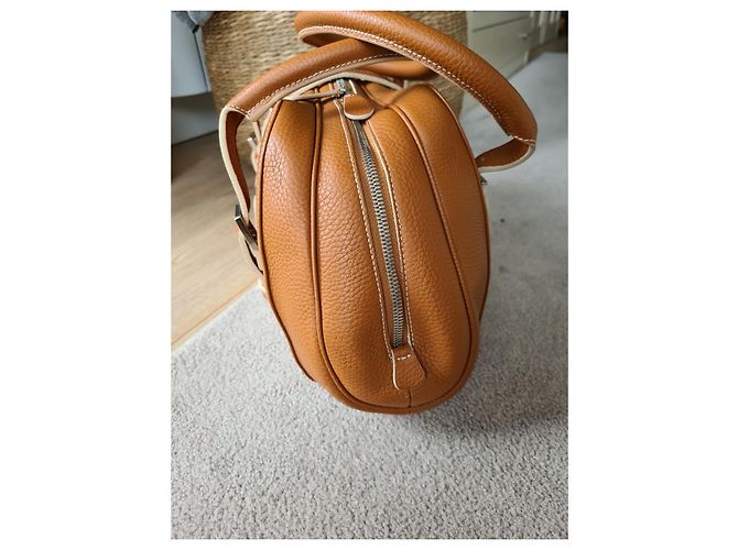 Borsa Loewe in pelliccia color nocciola - vista 5