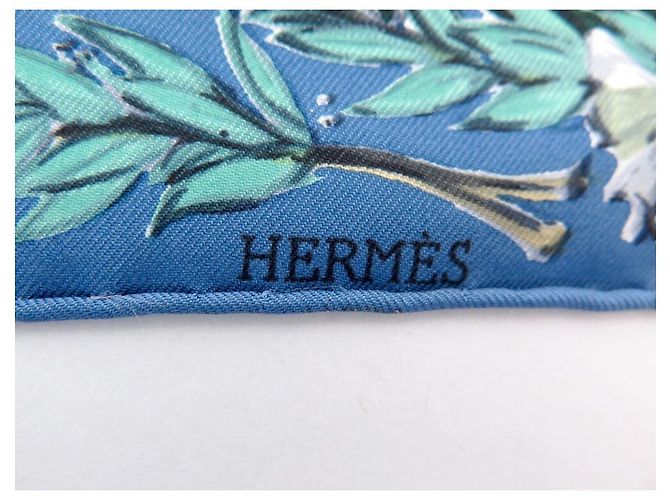 Hermès NUOVA SCIARPA HERMES GAVROCHE CHAMP DE COURS A CHANTILLY DE TAQUOY CARRE Blu - vista 4