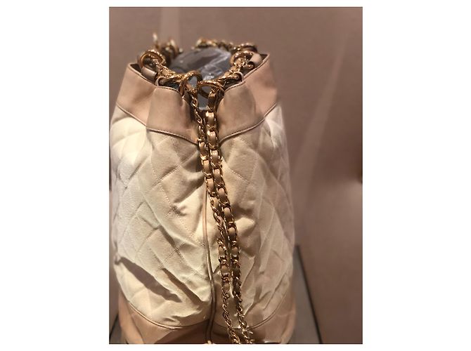 Borsa a tracolla Chanel beige in scamosciato e pelle - vista 4
