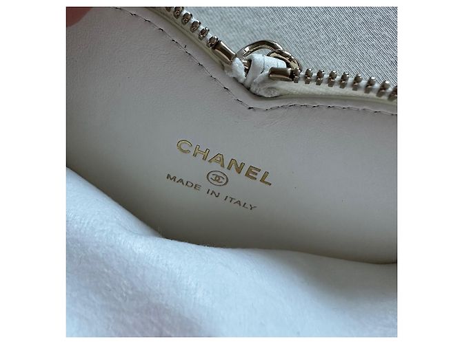 Wallet On Chain Mini bag Chanel a cuore Nero Bianco - vista 6