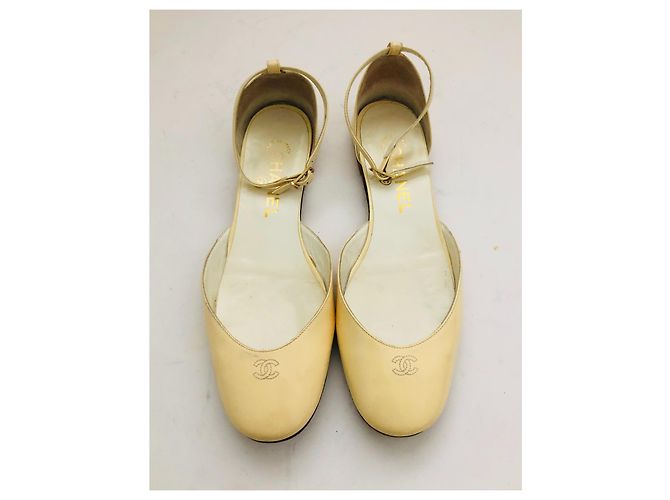 Chanel Bailarinas Mary Jane Crudo - vista 2