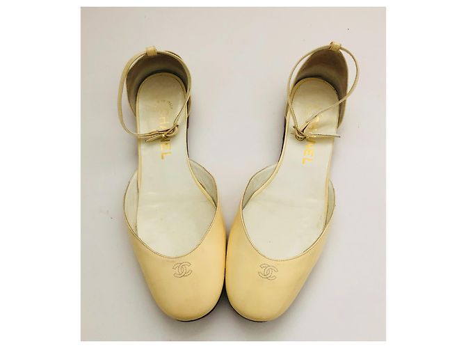 Chanel Bailarinas Mary Jane Crudo - vista 4