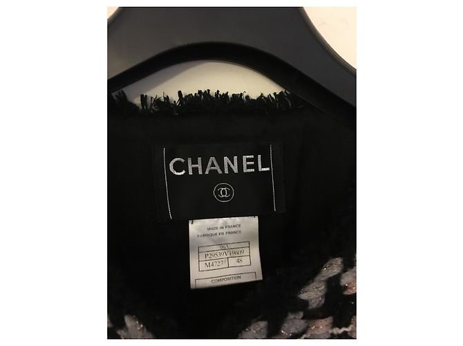 Chanel Classic Collarless Tweed Jacket Multiple colors - view 7