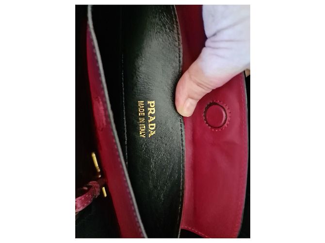 Borsa a mano Prada Saffiano in pelle di agnello rossa Rosso - vista 5