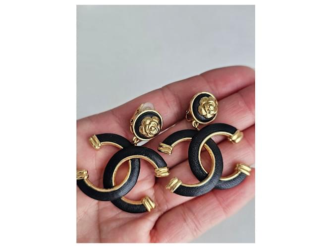 Chanel Aretes Gold hardware - vista 10