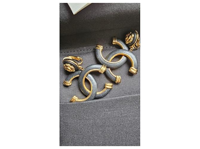 Chanel Aretes Gold hardware - vista 7