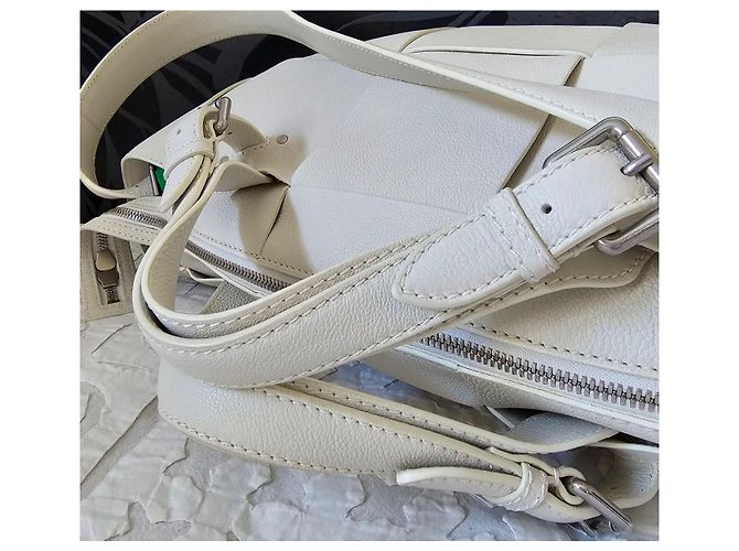 Bottega Veneta ARCO TOOL  INTRECCIO  GM - vue 11