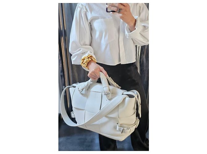Bottega Veneta ARCO TOOL  INTRECCIO  GM - vue 5
