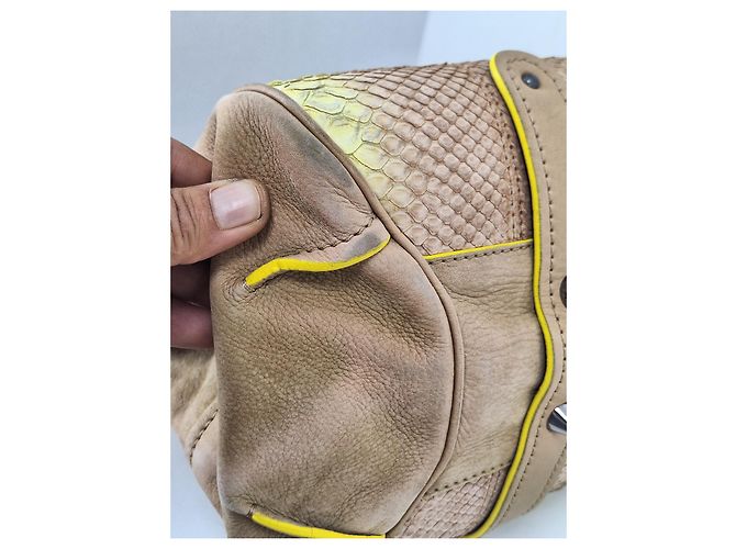 #barbara bui #borsa a mano #tote bag Marrone Beige Stampa python Giallo Taupe Crema Cognac Bianco sporco Corallo Nocciola Bronzo Castagno Marrone chiaro Caramello Marrone scuro Rame Cammello - vista 15