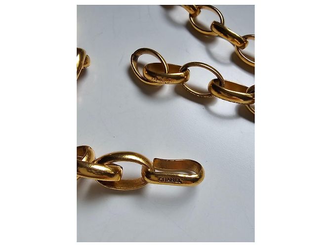 Chanel Collana lunga Medaglione XL CC oro D'oro - vista 4