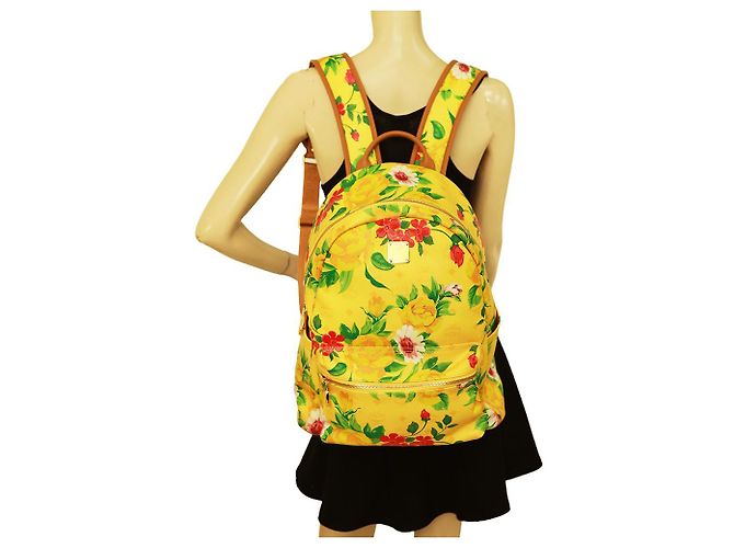 MCM Paradiso Limited Edition 2014 Gelber Visetos-Rucksack aus Canvas-Leder mit Blumenmuster - Ansicht 9